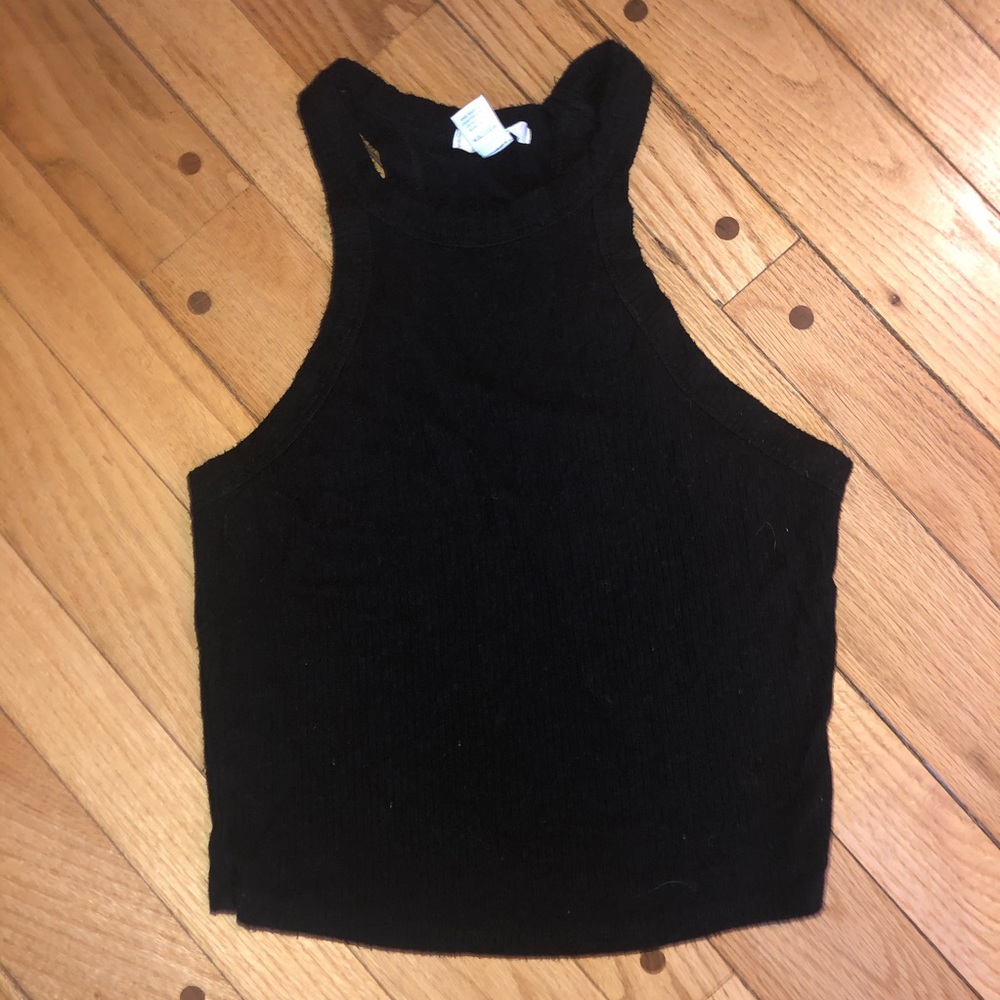 Black Cropped Tank